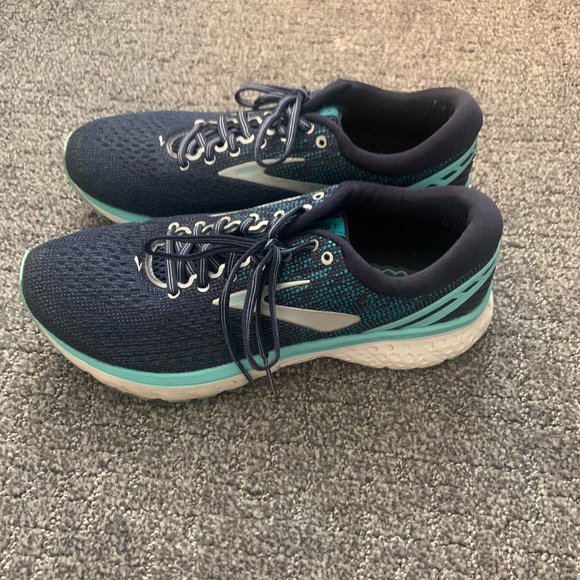 Brooks running shoes, blue size 10 - Picture 1 of 2
